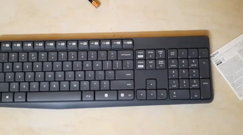 Logitech MK235 Keyboard 